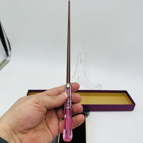 Harry Potter Fantastic Beasts 14” SERAPHINA PICQUERY WAND NEW Noble Collection - Picture 8 of 12